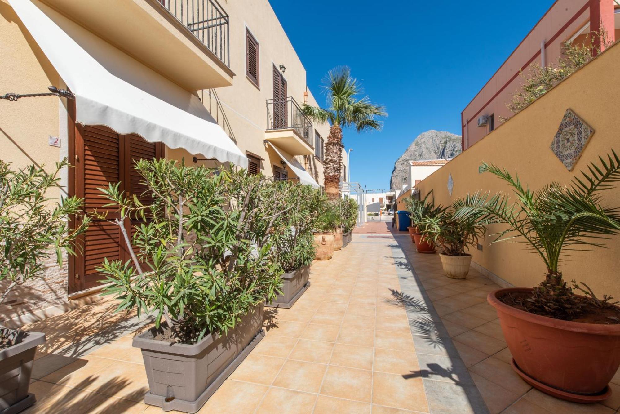 Room & Breakfast Aloe San Vito Lo Capo Exterior photo